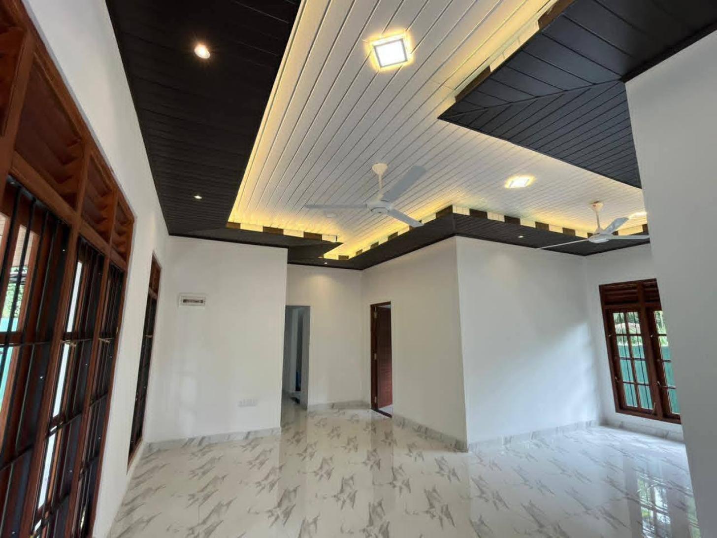 Brand new house for sale in weliveriya
