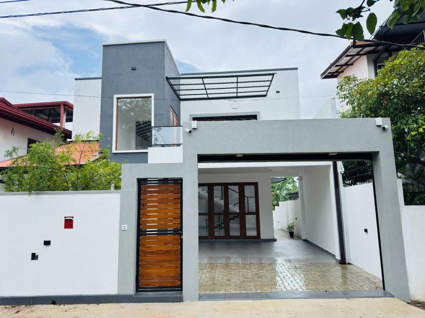 Brand New House for sale Kesbewa